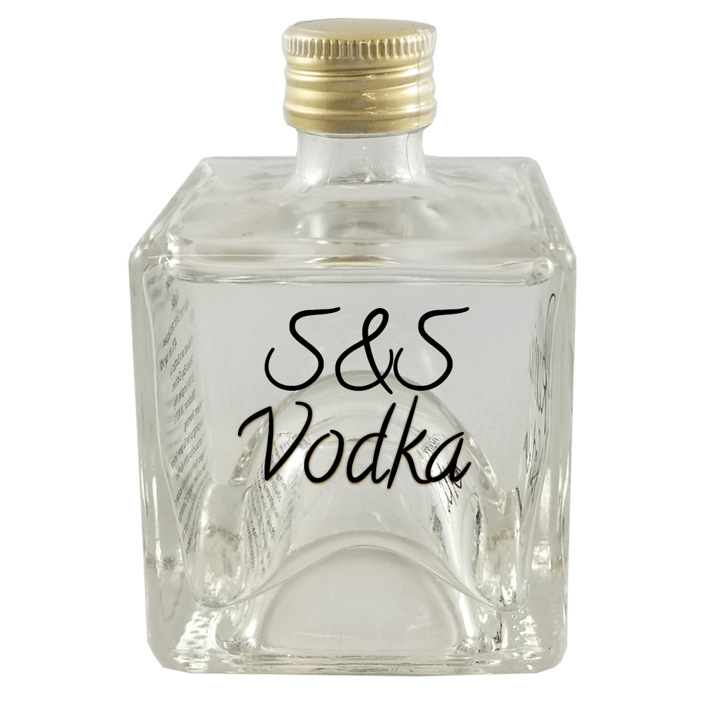 https://spiritsandspice.com/cdn/shop/products/VodkaTriCarre.png?v=1674847530